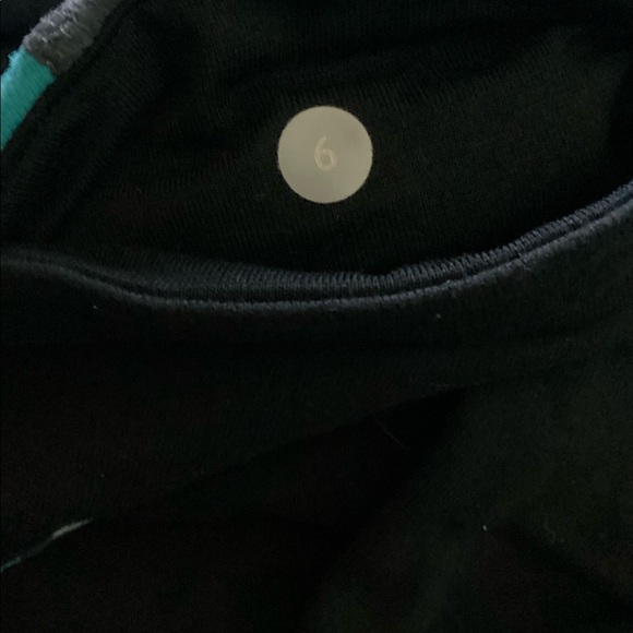 Lulu Lemon Wide Leg Crops - Picture 2 of 2